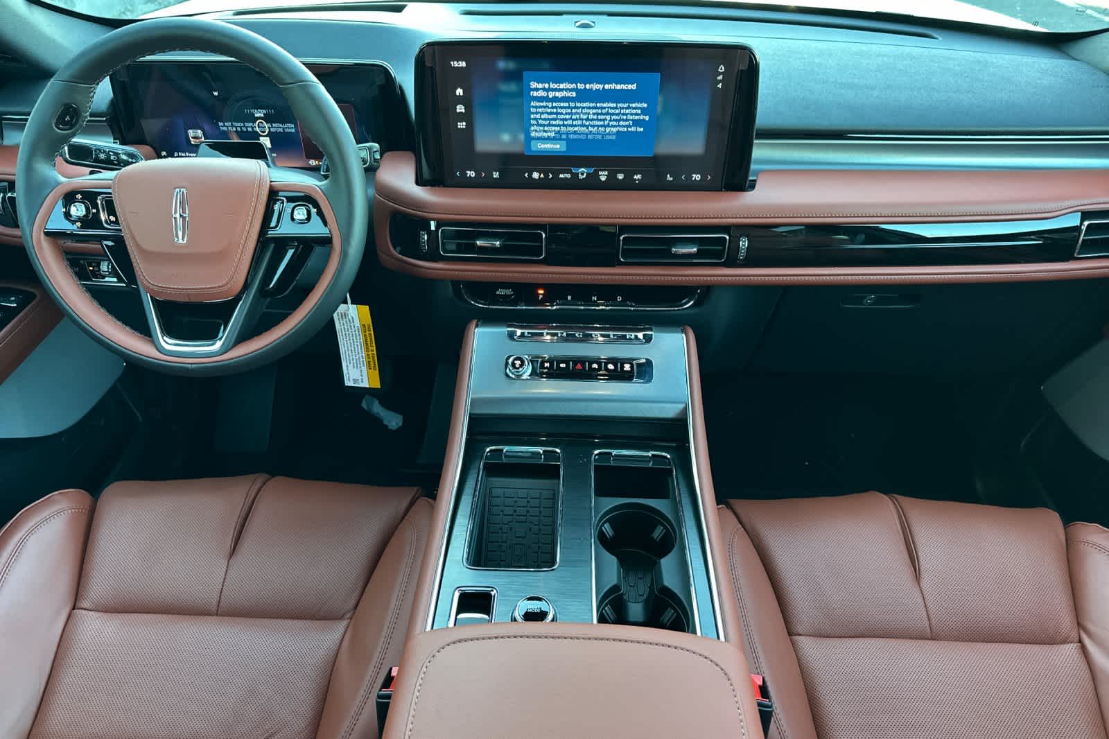 View vehicle photo 3