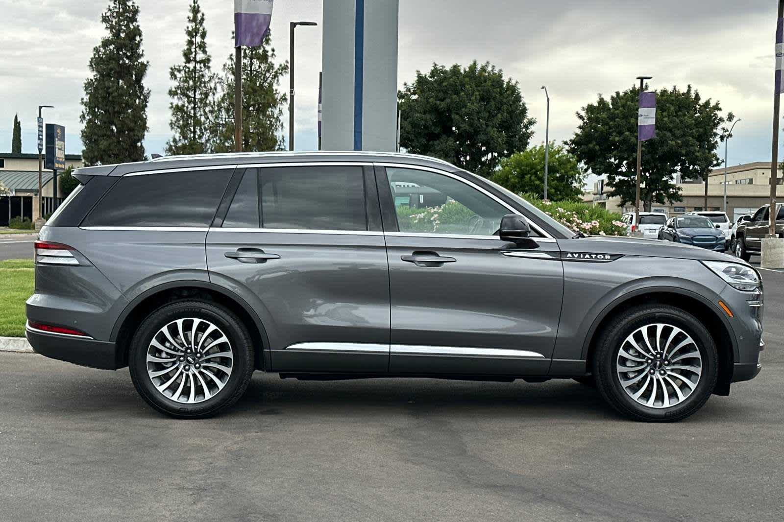 2024 Lincoln Aviator Reserve 8