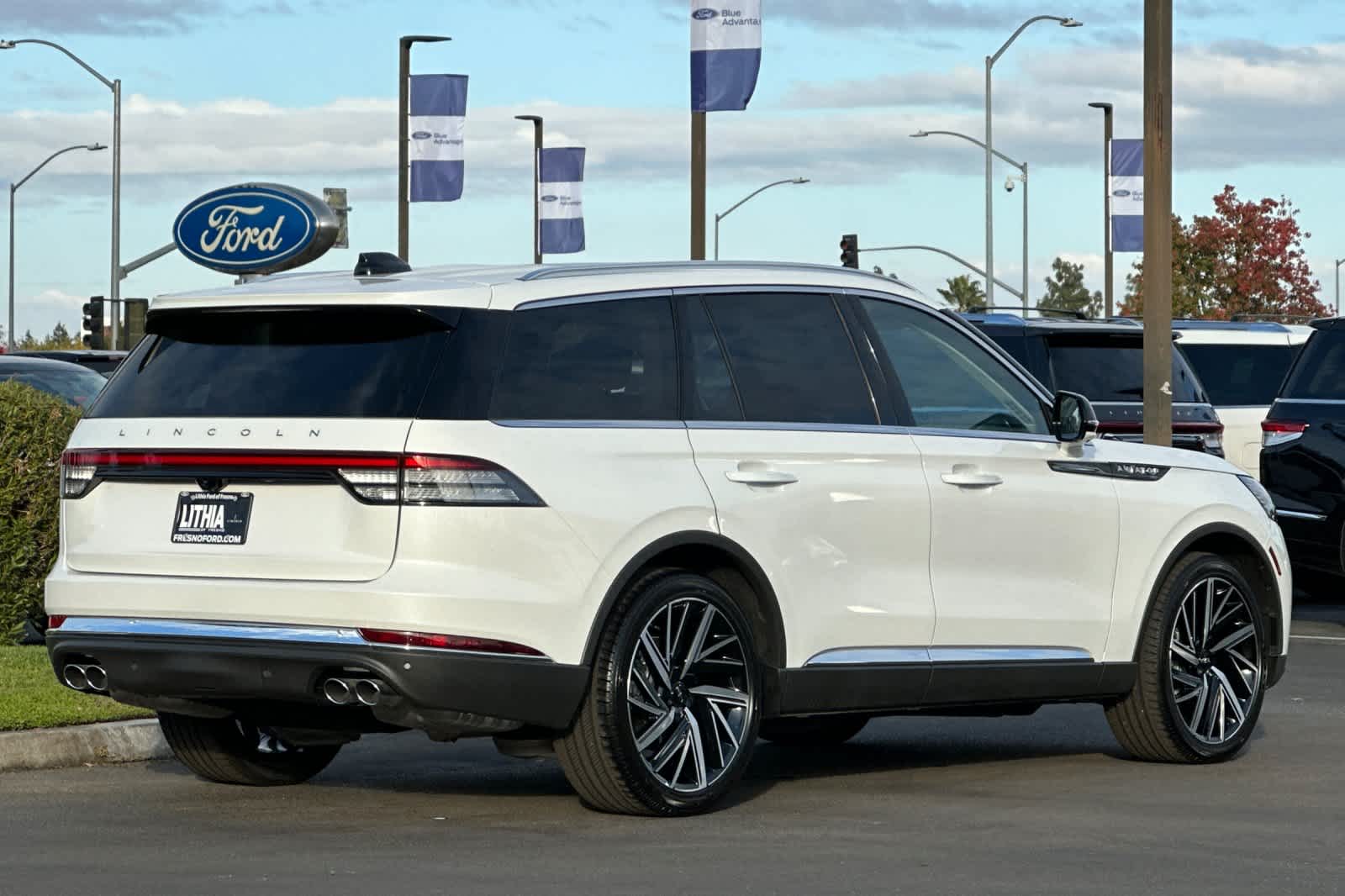 2025 Lincoln Aviator Reserve 2