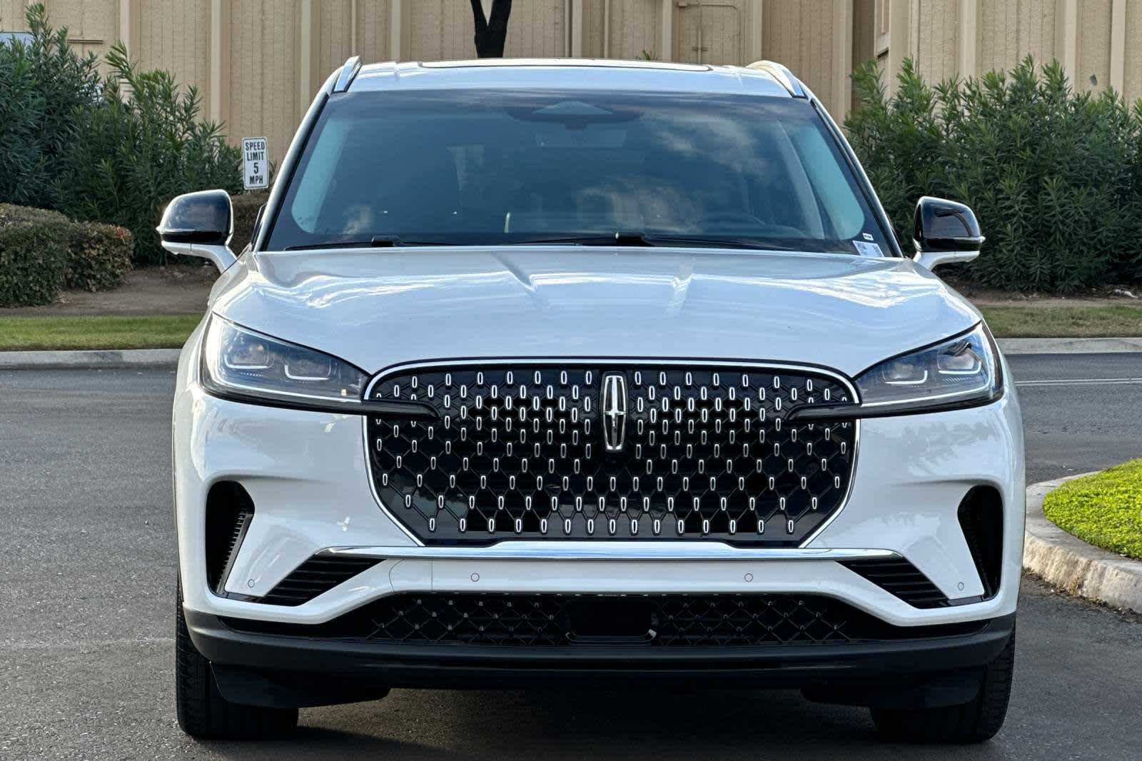 2025 Lincoln Aviator Reserve 11