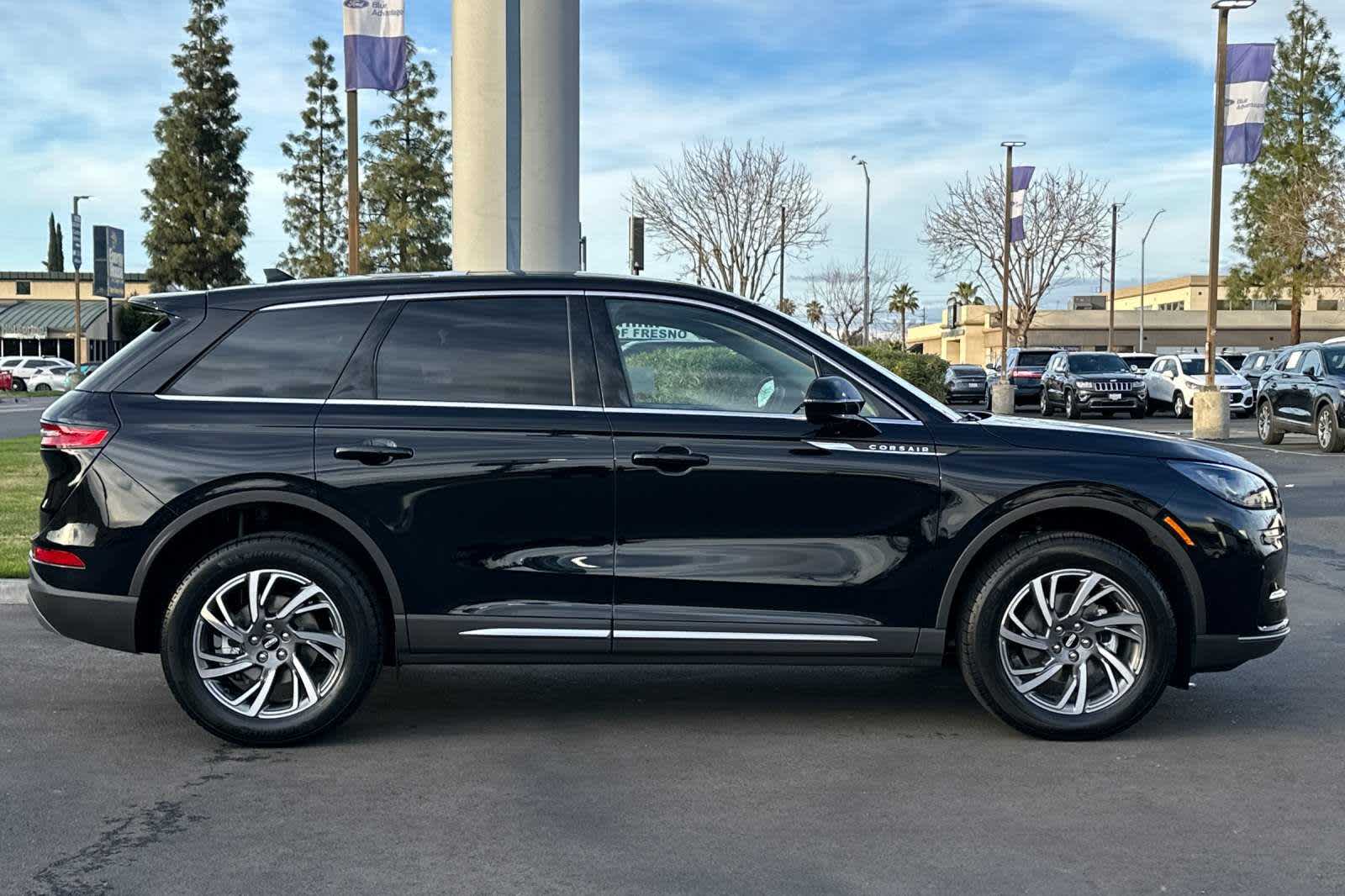 2024 Lincoln Corsair Premiere 8