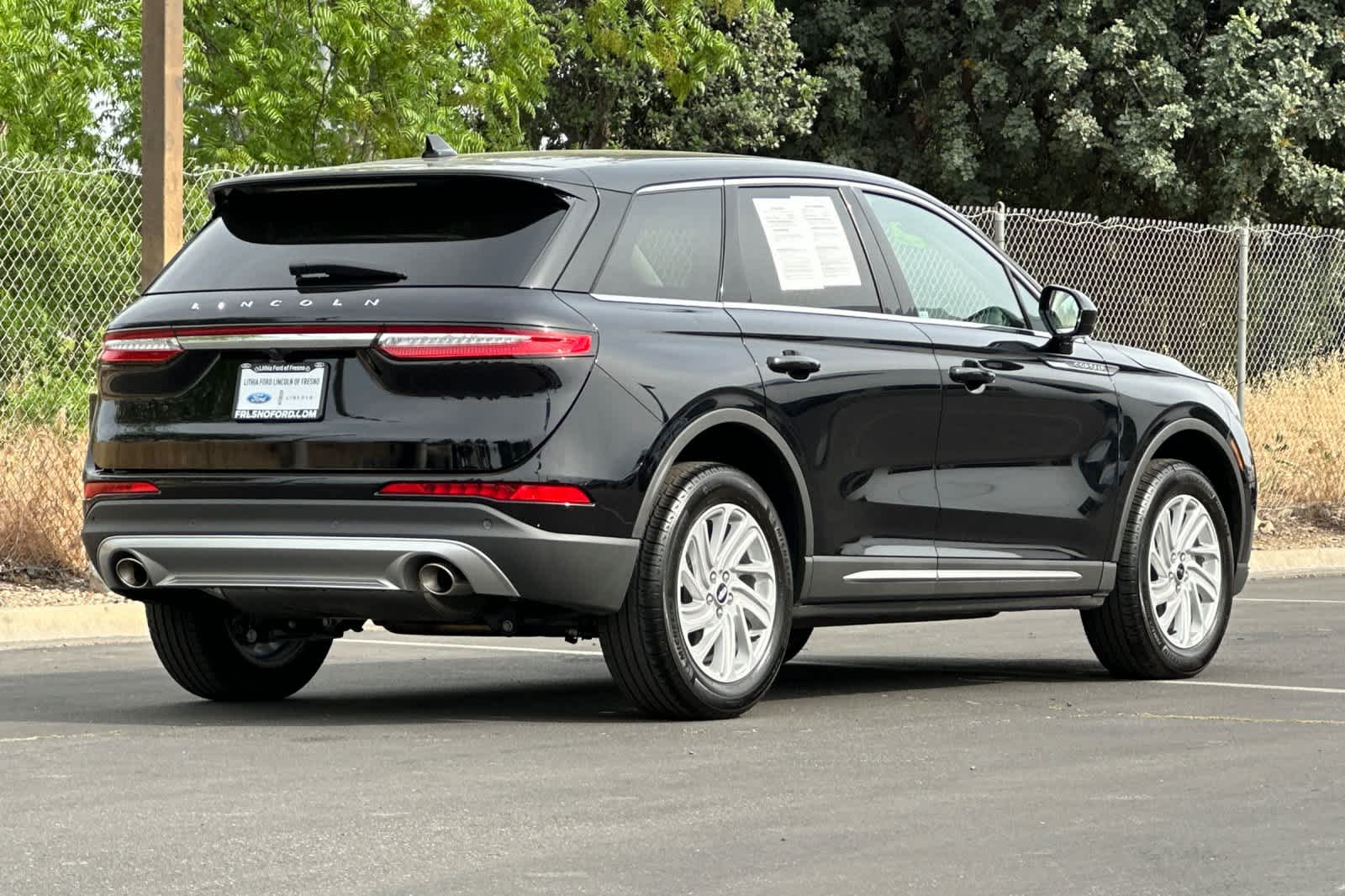 View vehicle photo 2