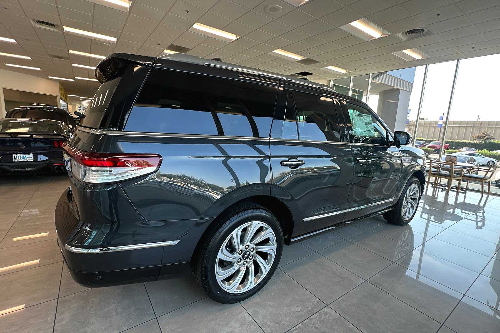 2024 Lincoln Navigator Reserve 8