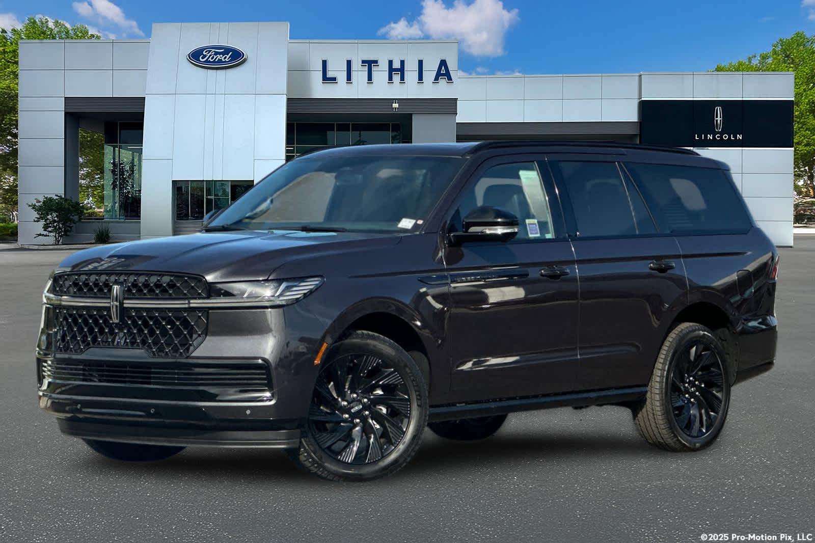 2027 Lincoln Navigator