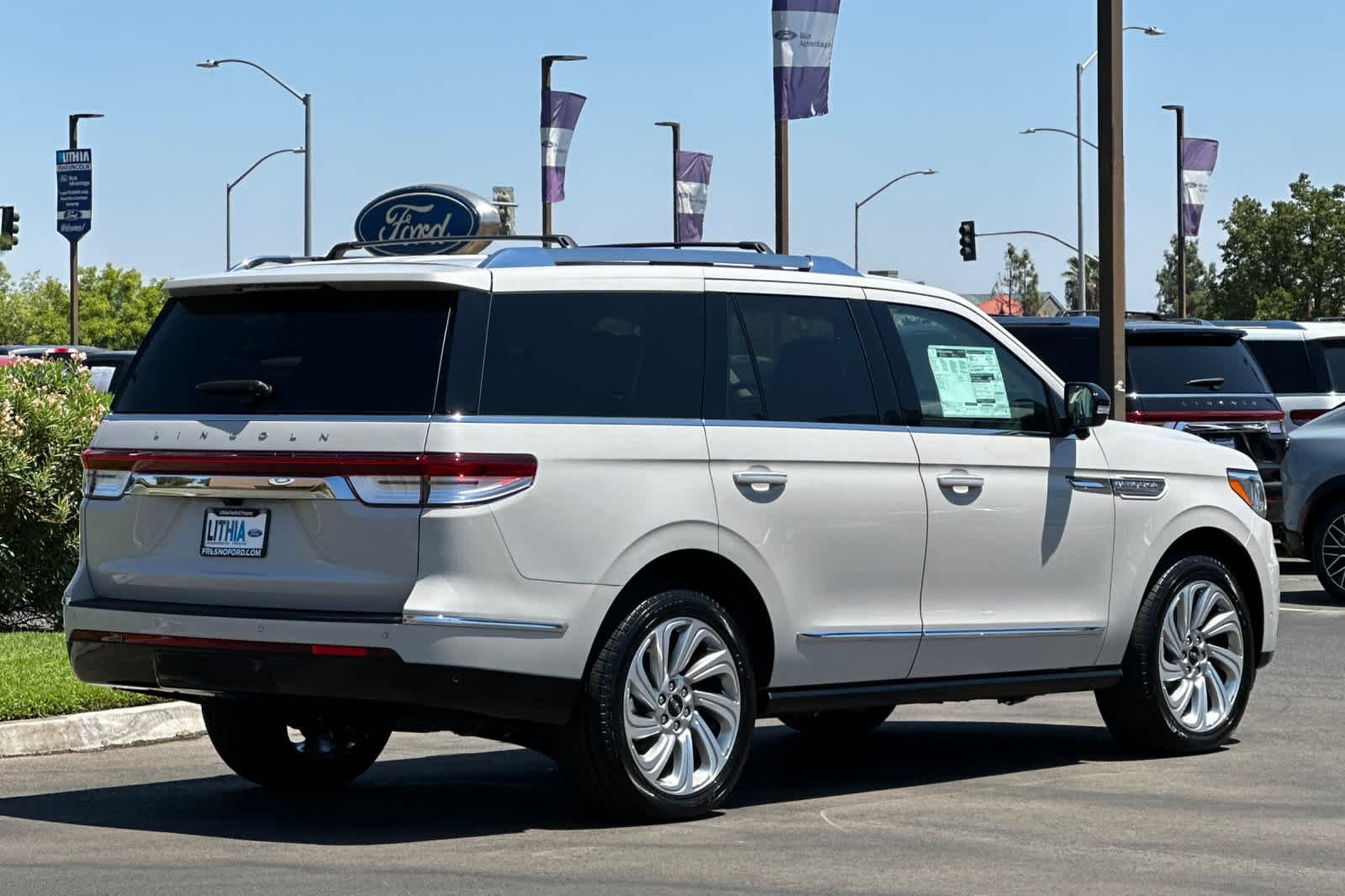 2024 Lincoln Navigator Reserve 2