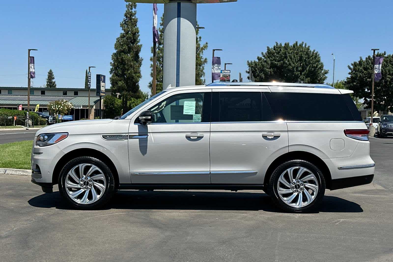 2024 Lincoln Navigator Reserve 5