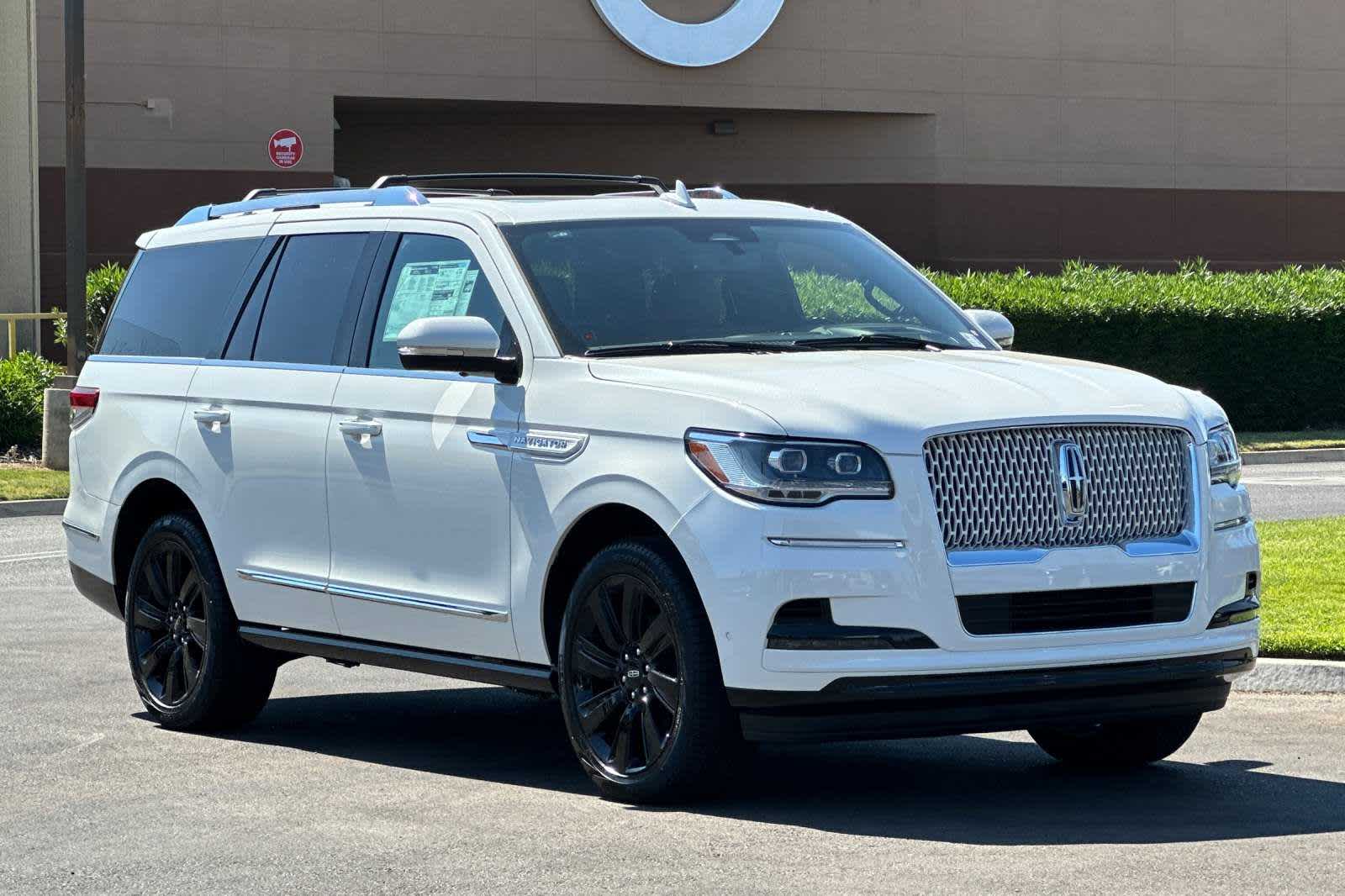 2024 Lincoln Navigator Reserve 10