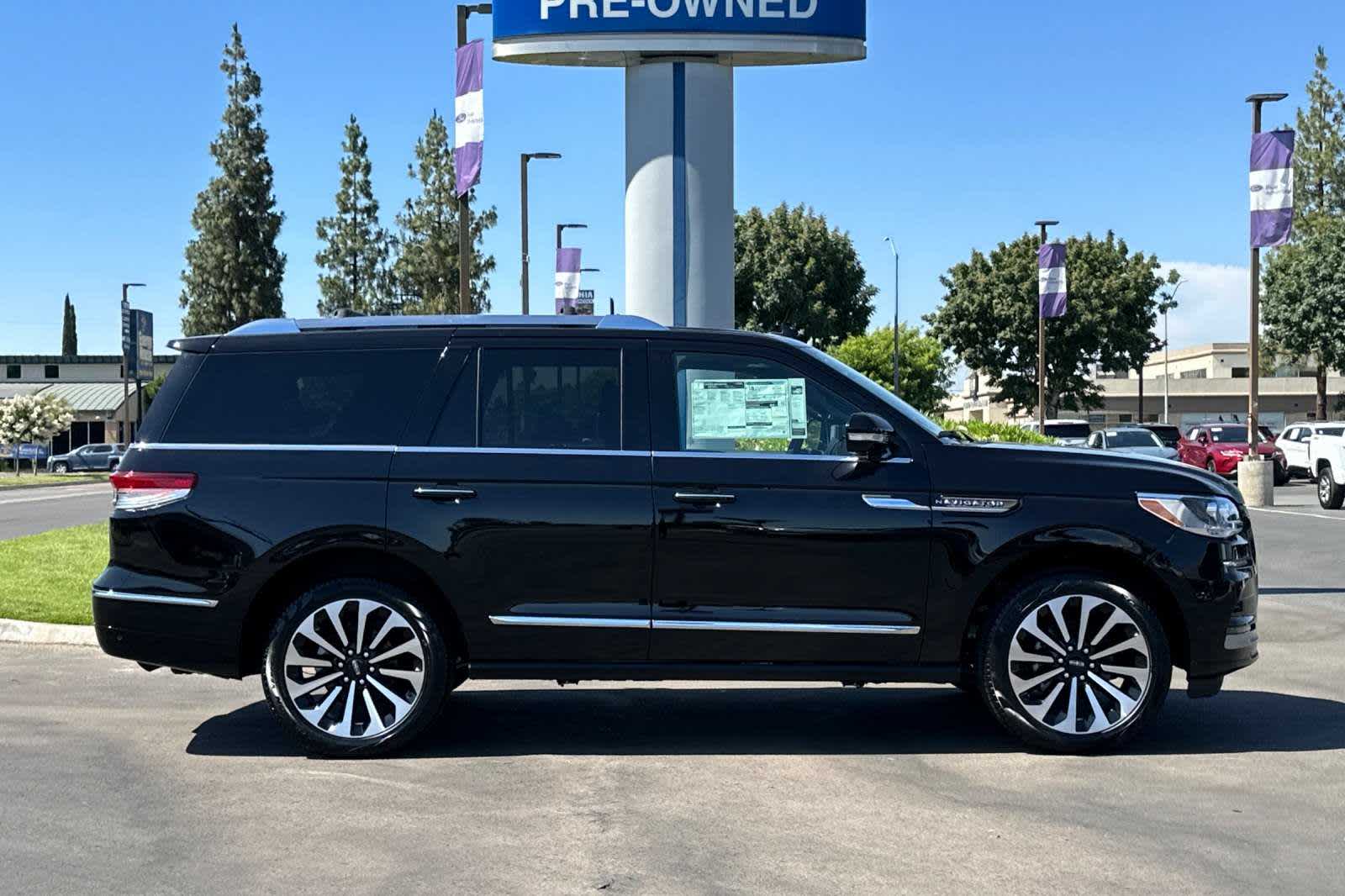 2024 Lincoln Navigator Reserve 8