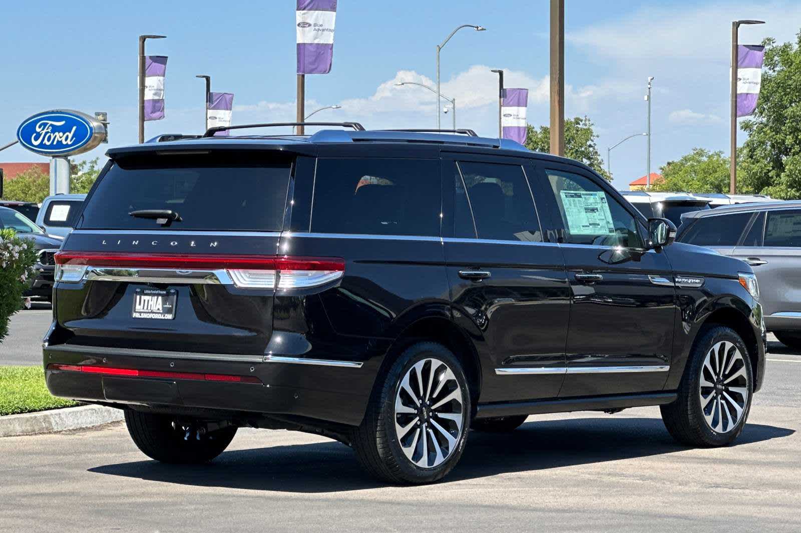 2024 Lincoln Navigator Reserve 2