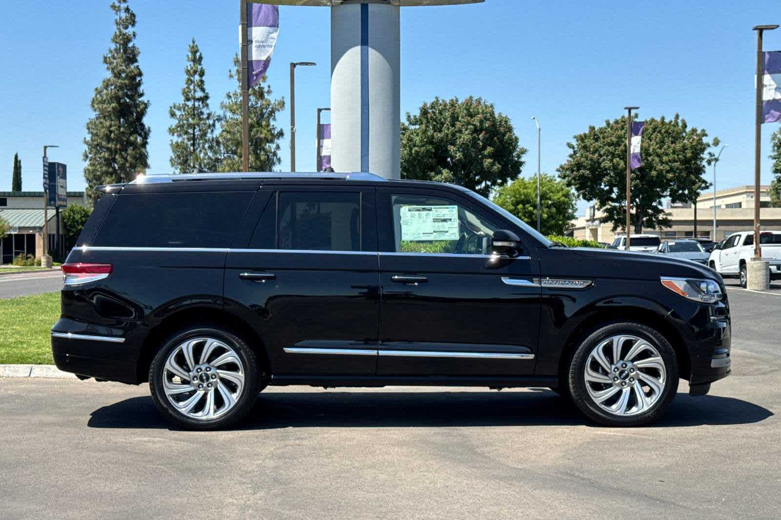 2024 Lincoln Navigator Reserve 8