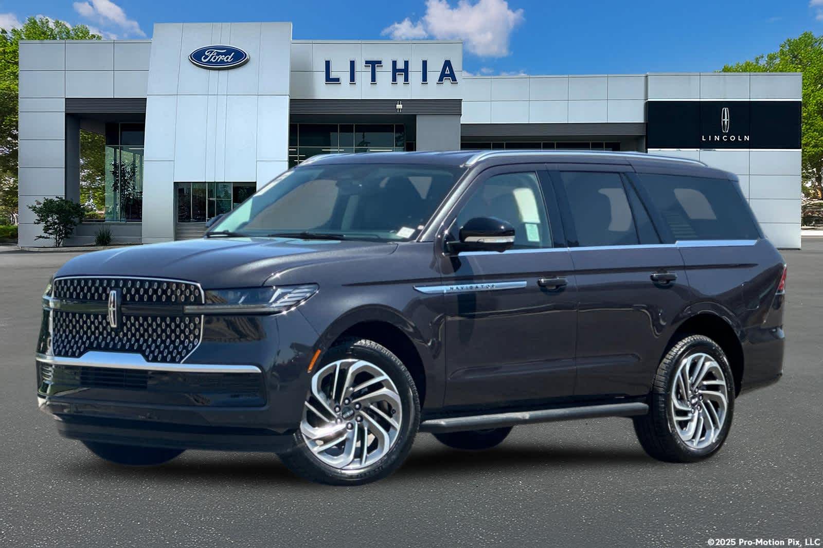 2027 Lincoln Navigator