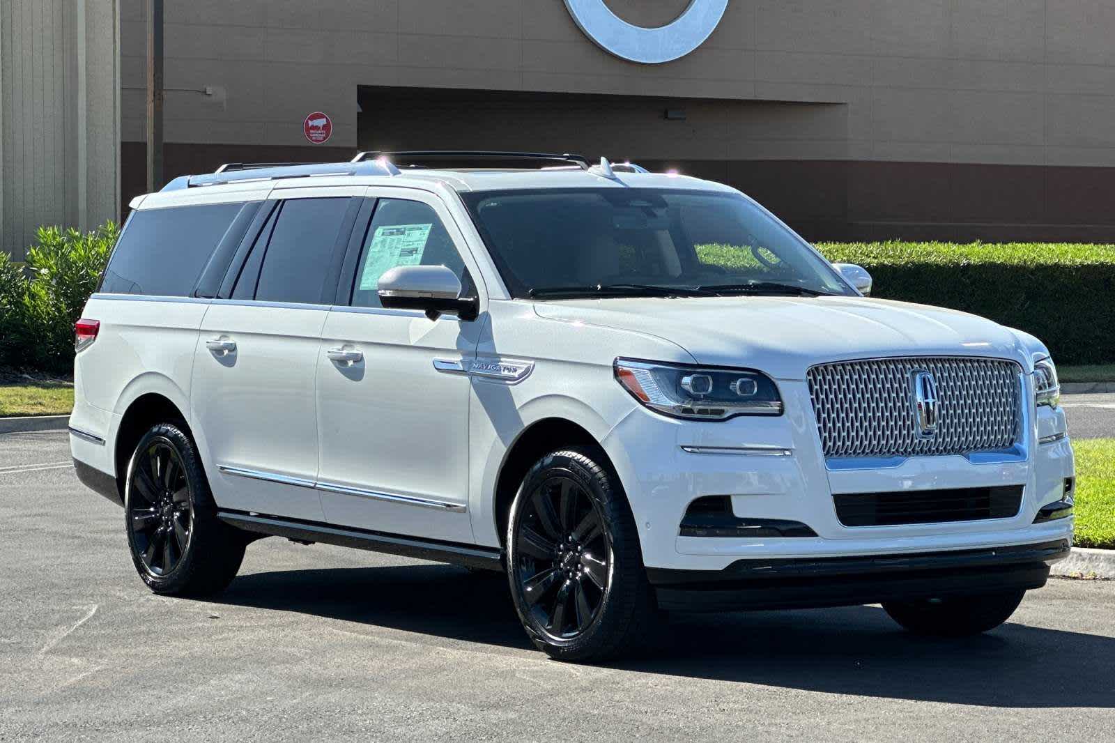 2024 Lincoln Navigator L Reserve 10