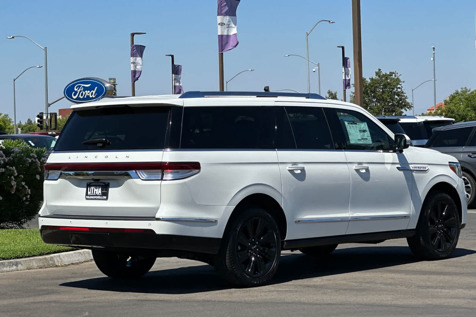 2024 Lincoln Navigator L Reserve 2