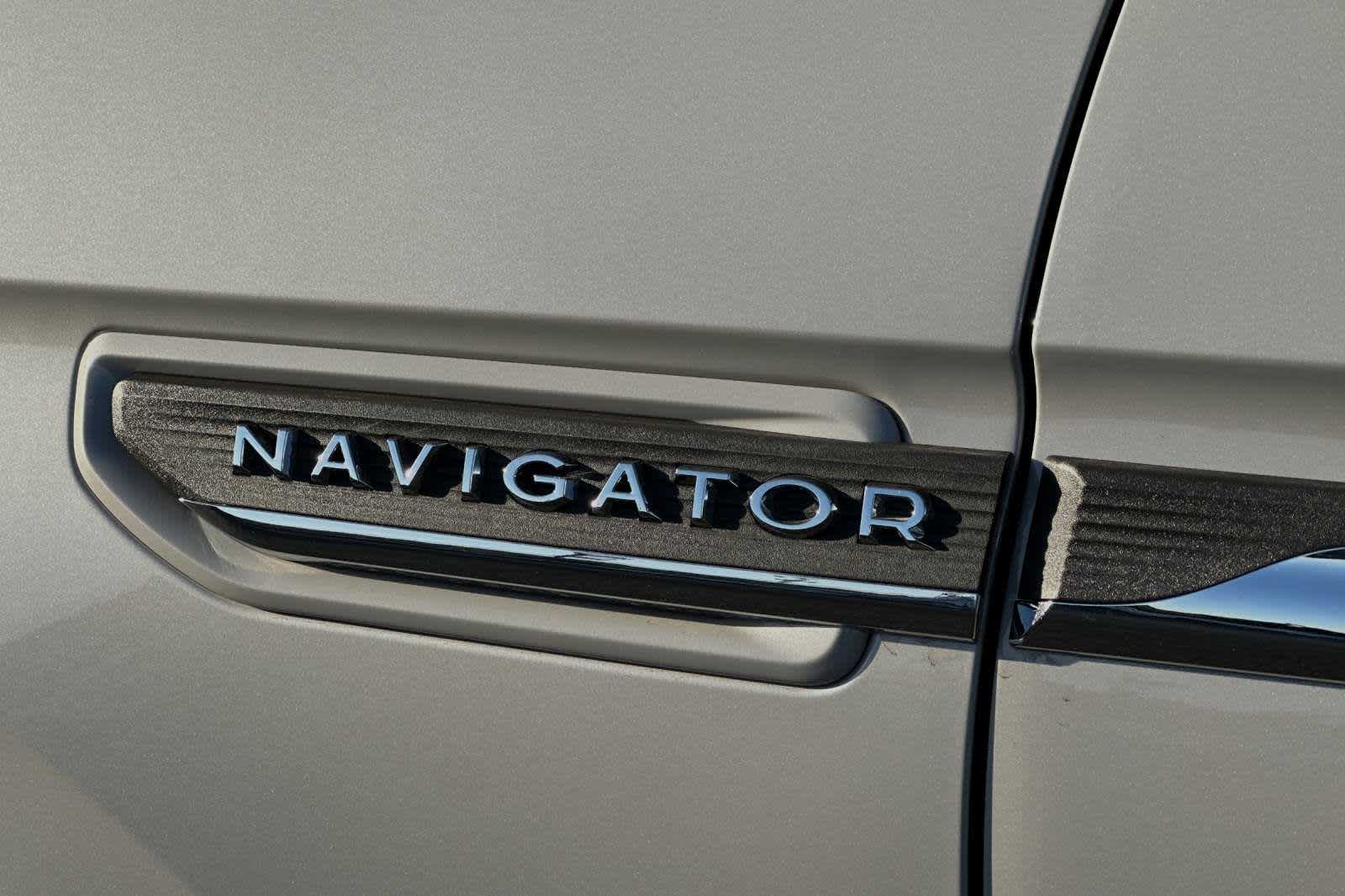 2024 Lincoln Navigator L Reserve 29