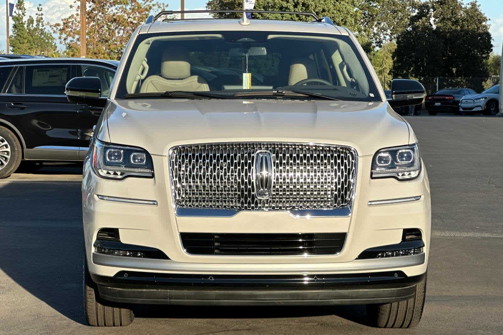 2024 Lincoln Navigator L Reserve 11