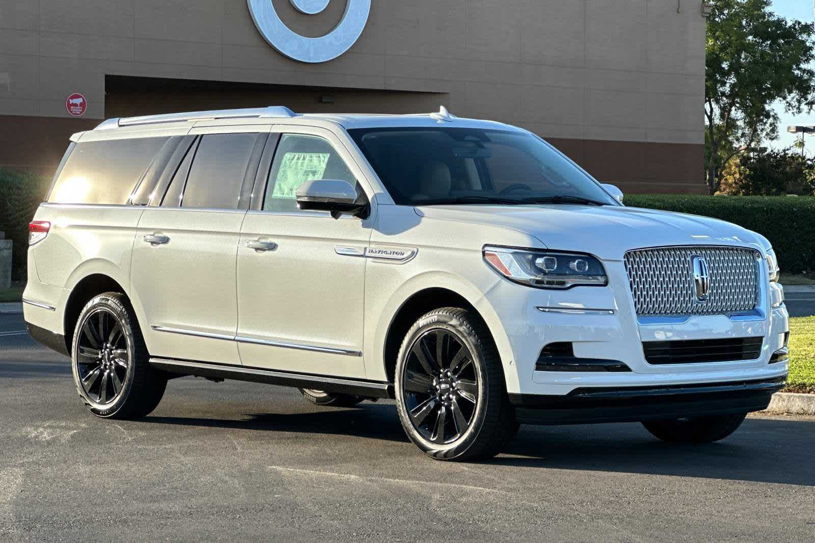 2024 Lincoln Navigator L Reserve 10