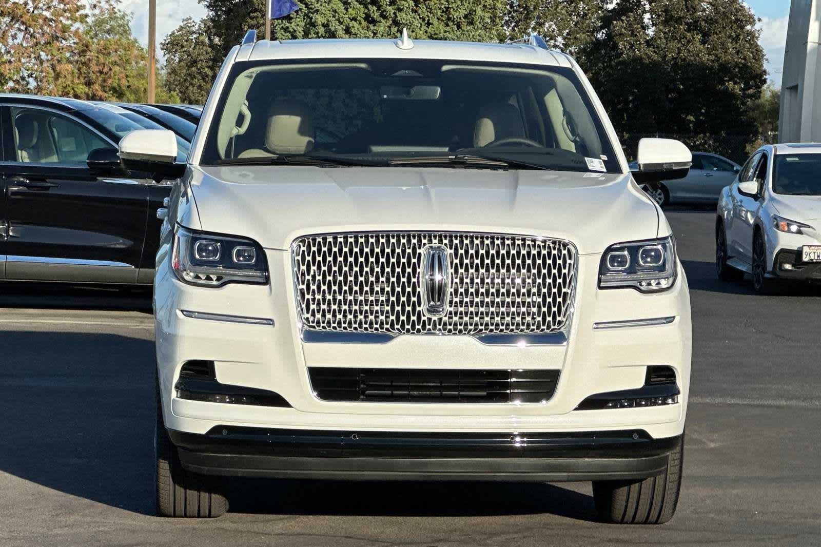 2024 Lincoln Navigator L Reserve 11