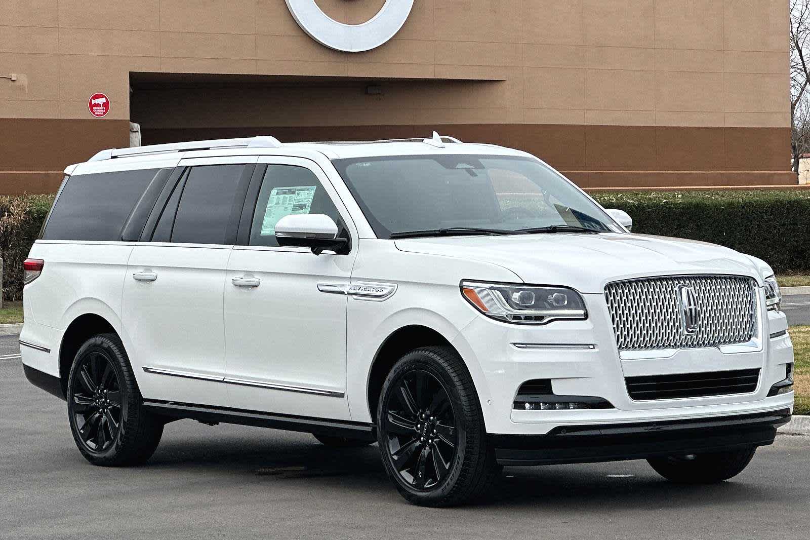 2024 Lincoln Navigator L Reserve 10