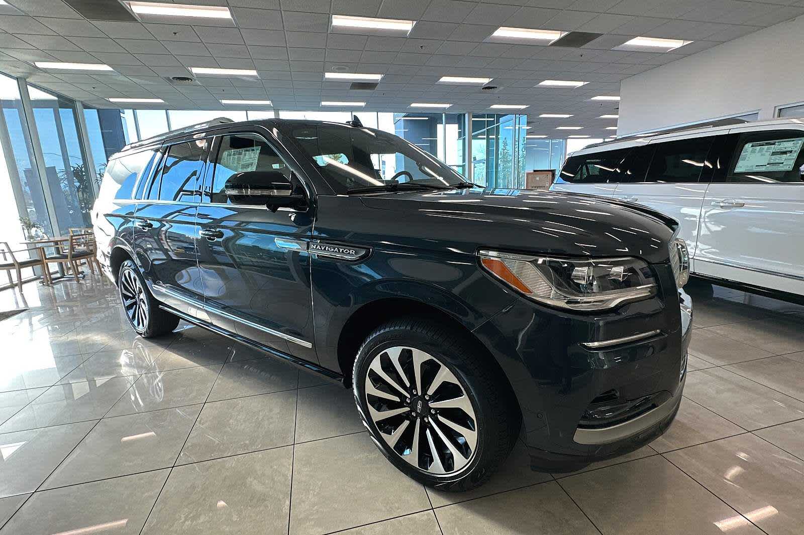 2024 Lincoln Navigator L Reserve 8