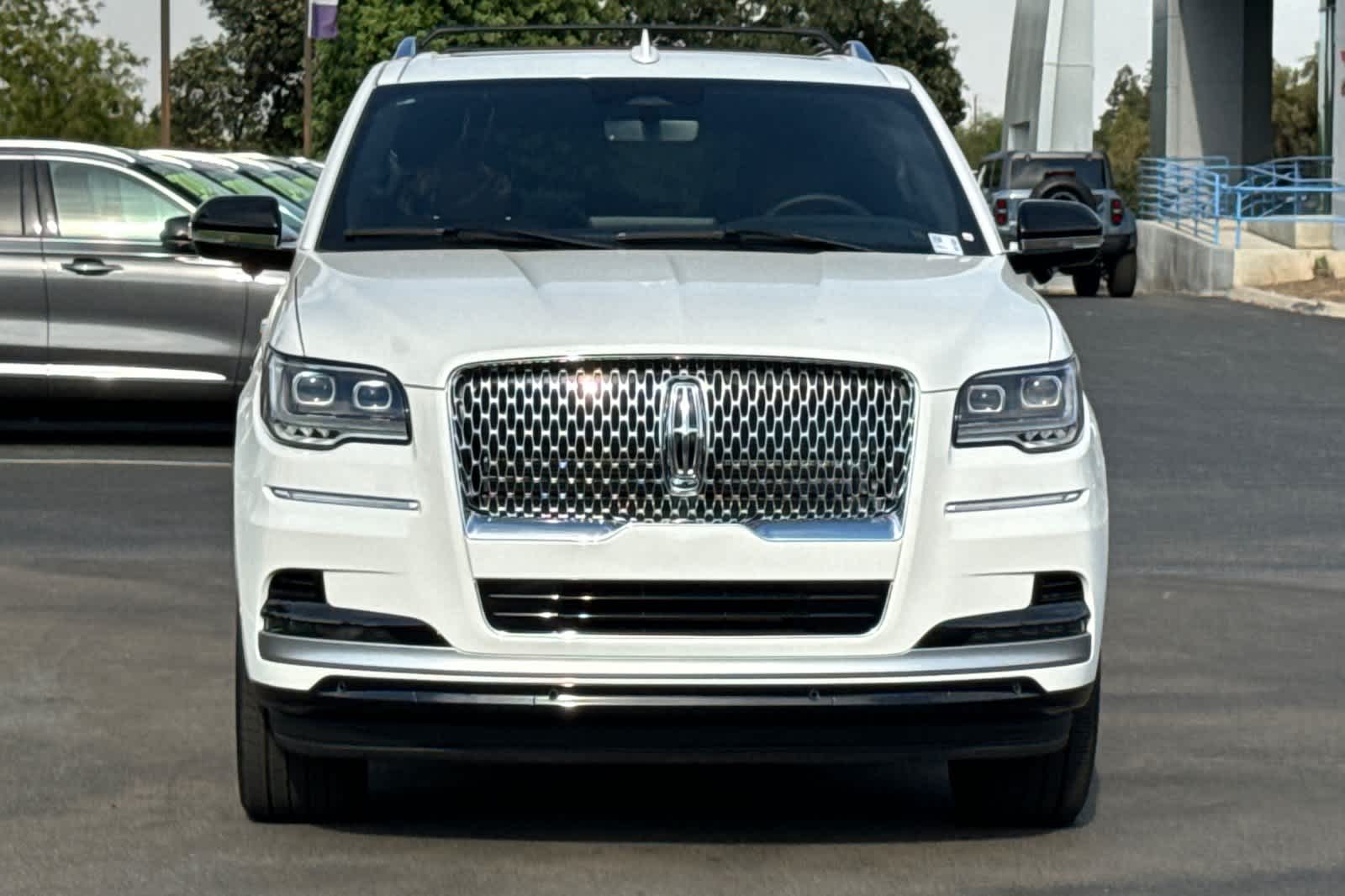 2024 Lincoln Navigator L Reserve 11