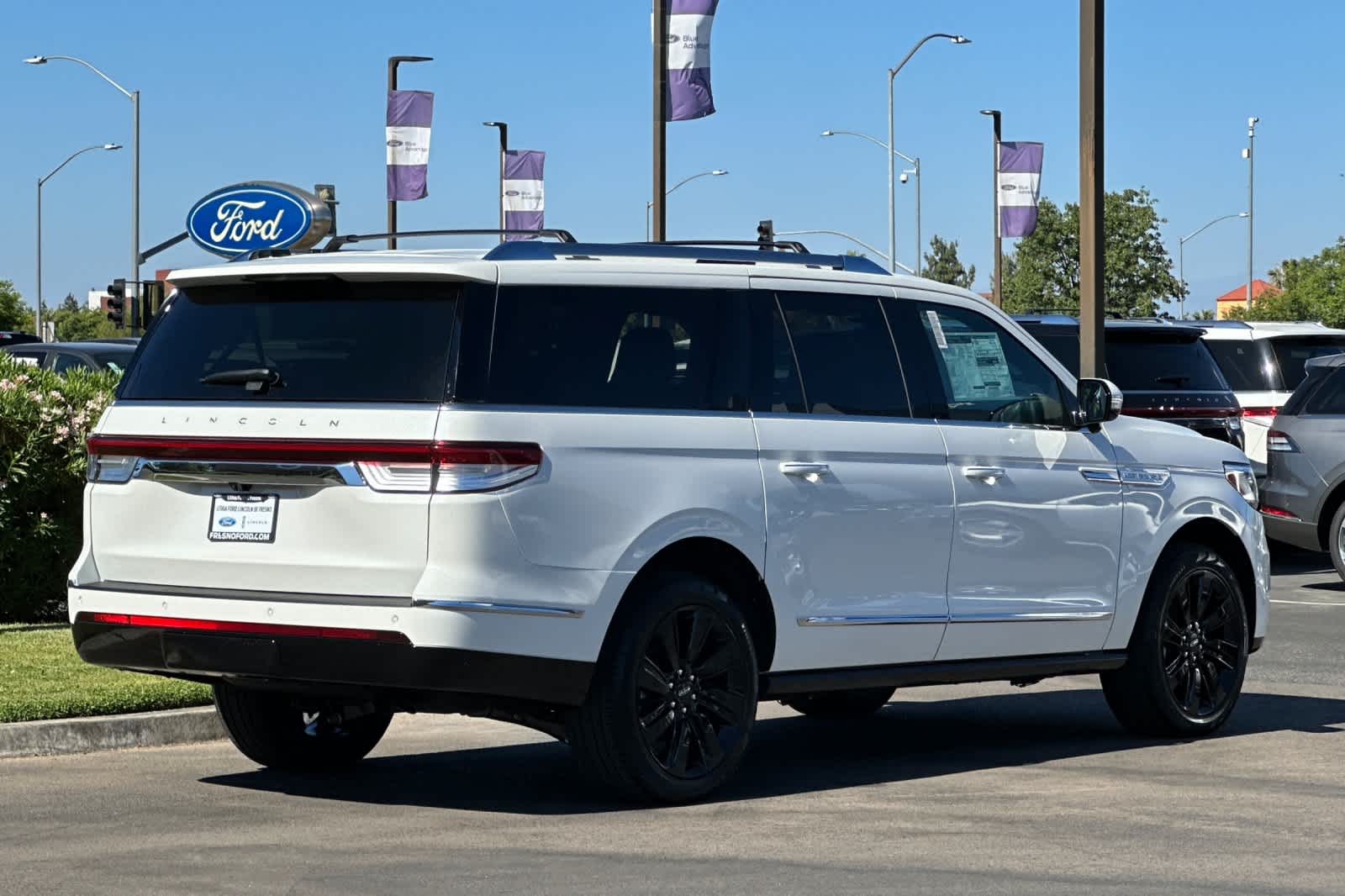 2024 Lincoln Navigator L Reserve 2