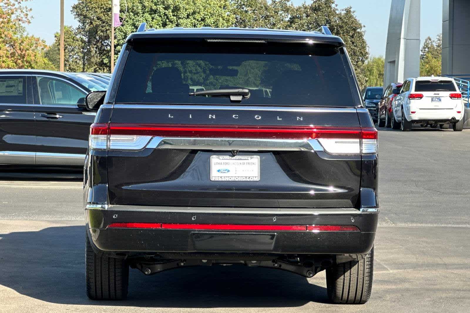 2024 Lincoln Navigator L Reserve 7