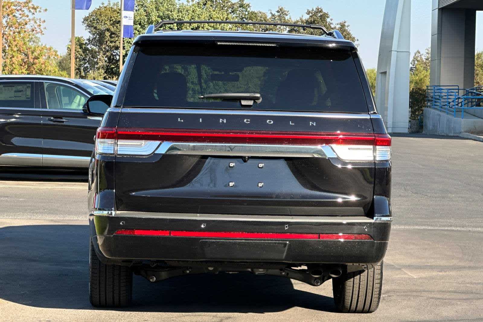 2024 Lincoln Navigator L Reserve 7