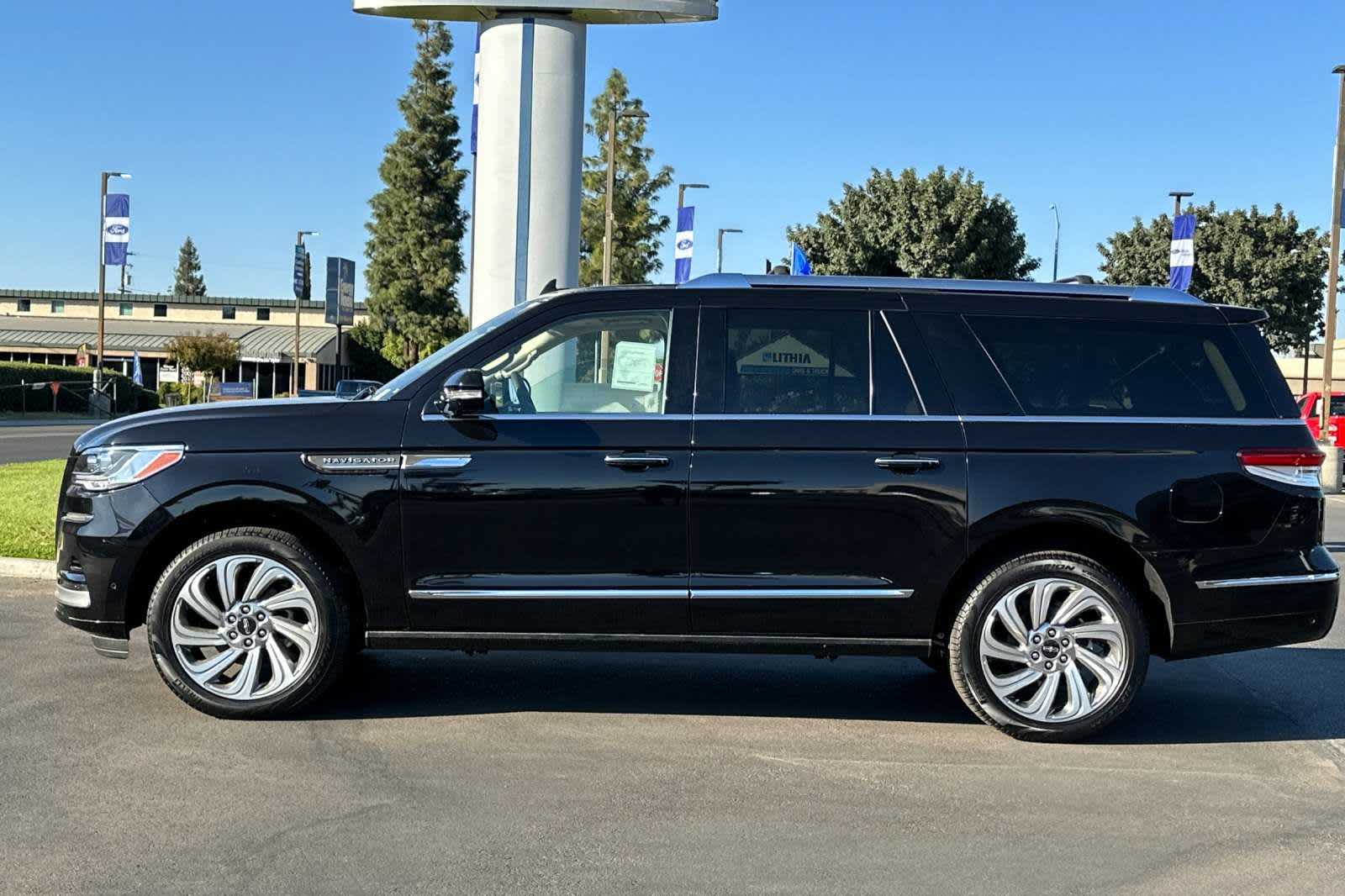 2024 Lincoln Navigator L Reserve 5