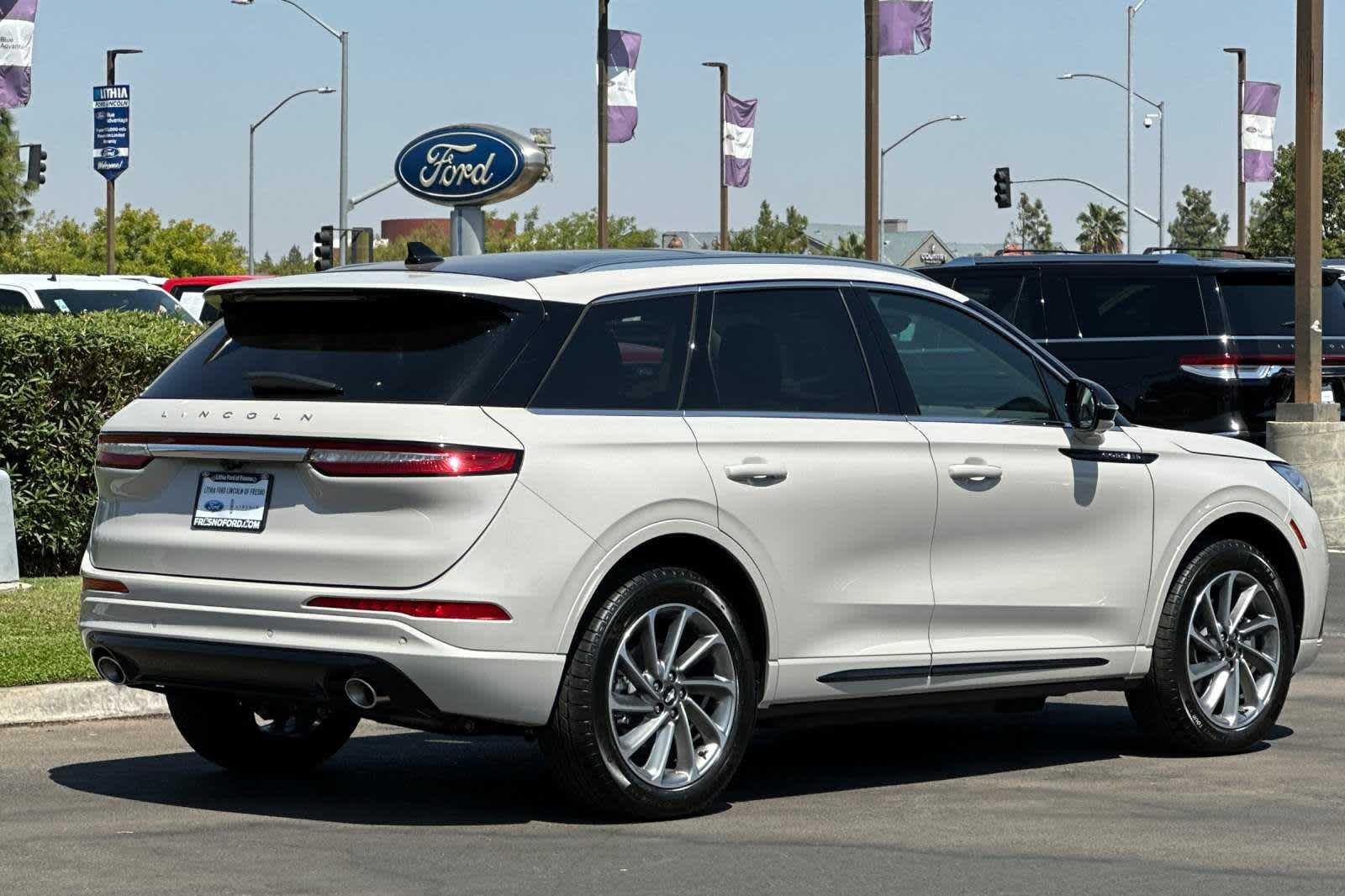 2024 Lincoln Corsair Grand Touring 2