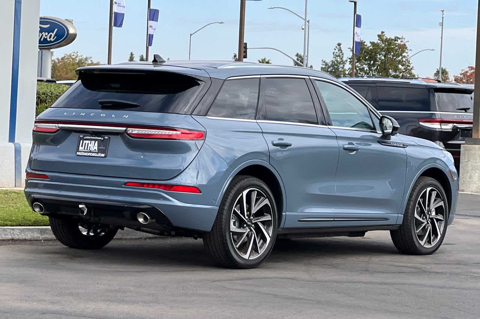 2024 Lincoln Corsair Grand Touring 27