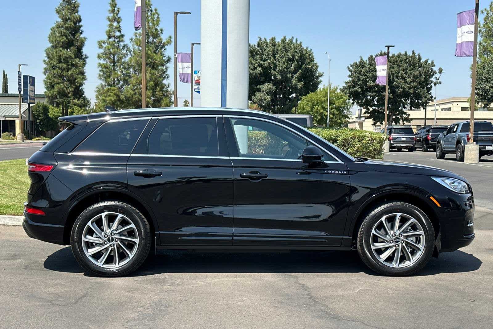 2024 Lincoln Corsair Grand Touring 8