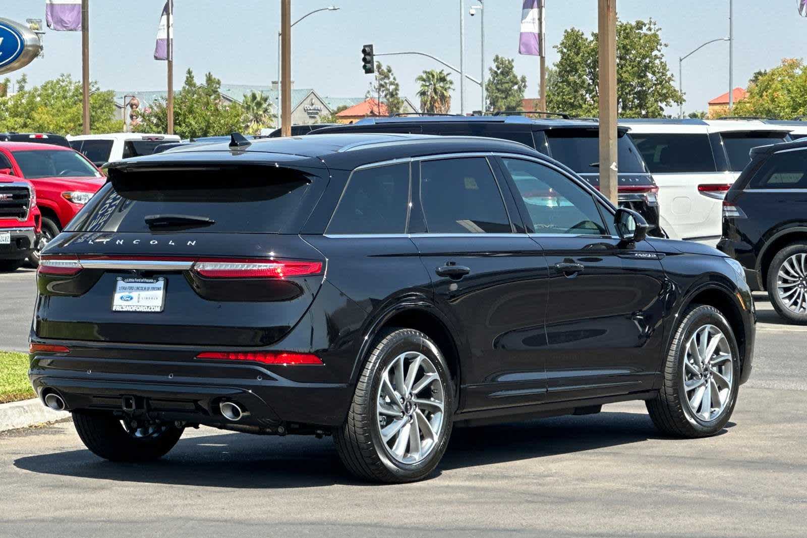 2024 Lincoln Corsair Grand Touring 2