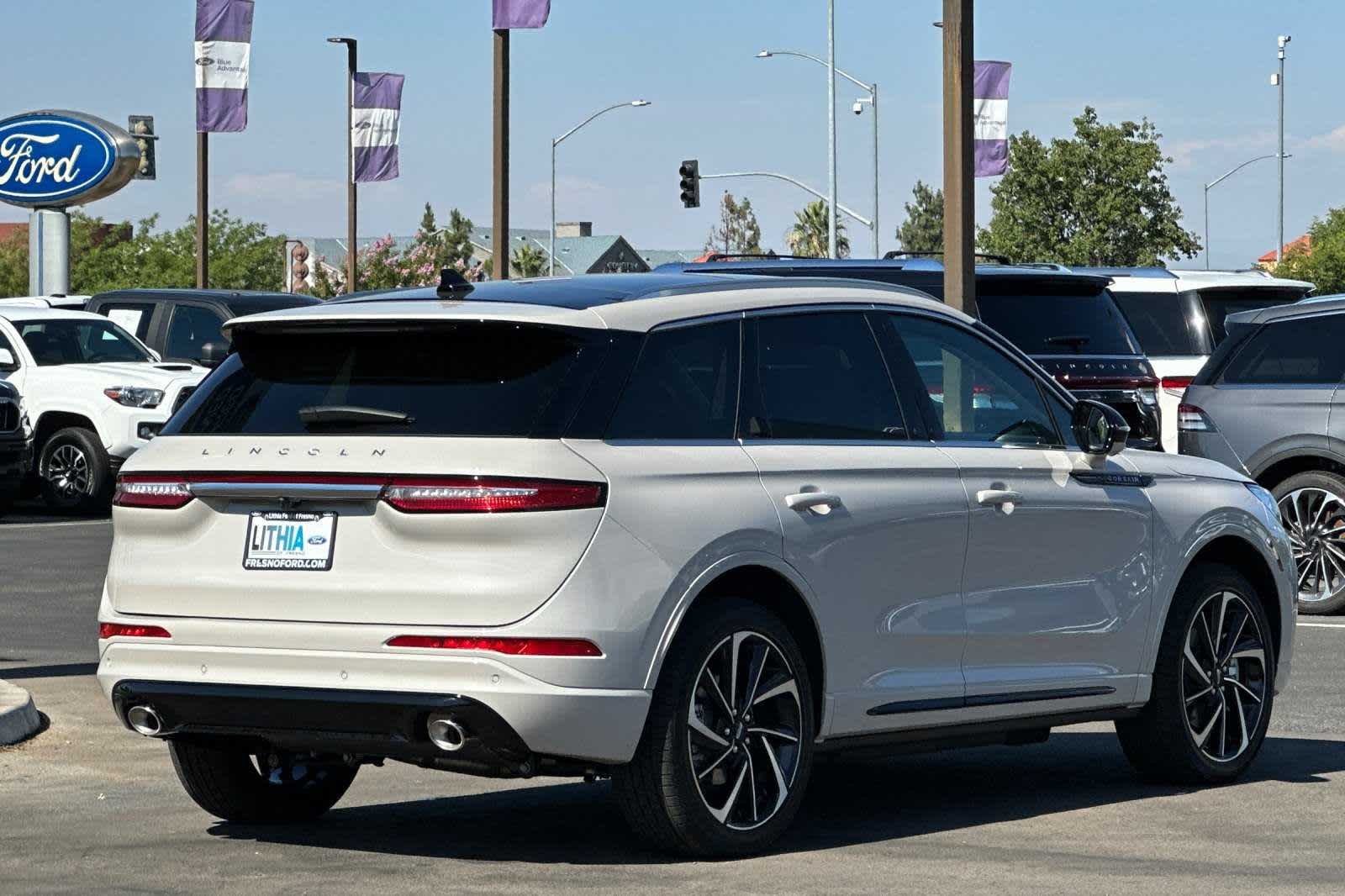 2024 Lincoln Corsair Grand Touring 2