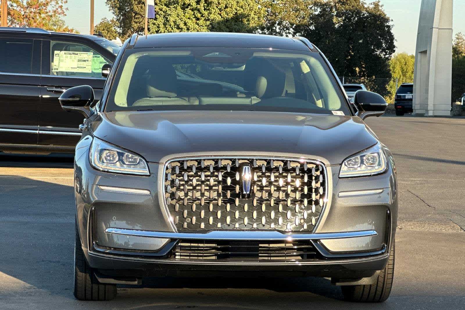 2024 Lincoln Corsair Grand Touring 11