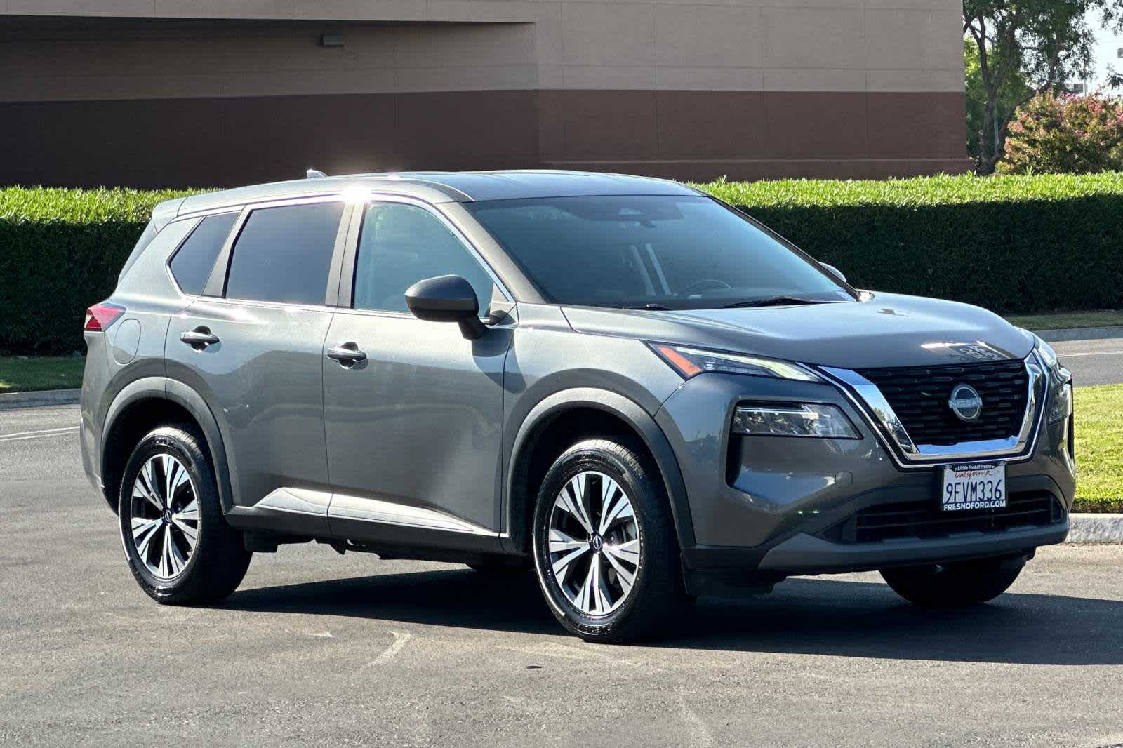 2023 Nissan Rogue SV 9