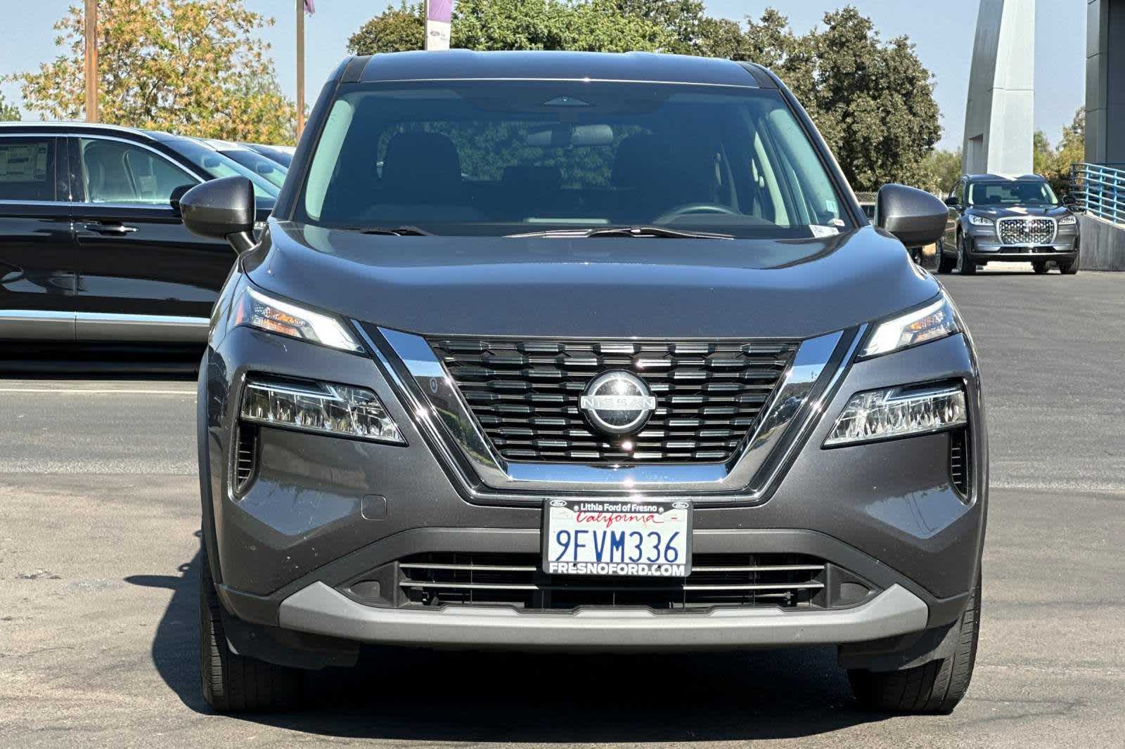 2023 Nissan Rogue SV 10