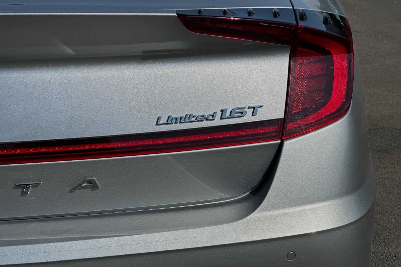 2020 Hyundai Sonata Limited 27