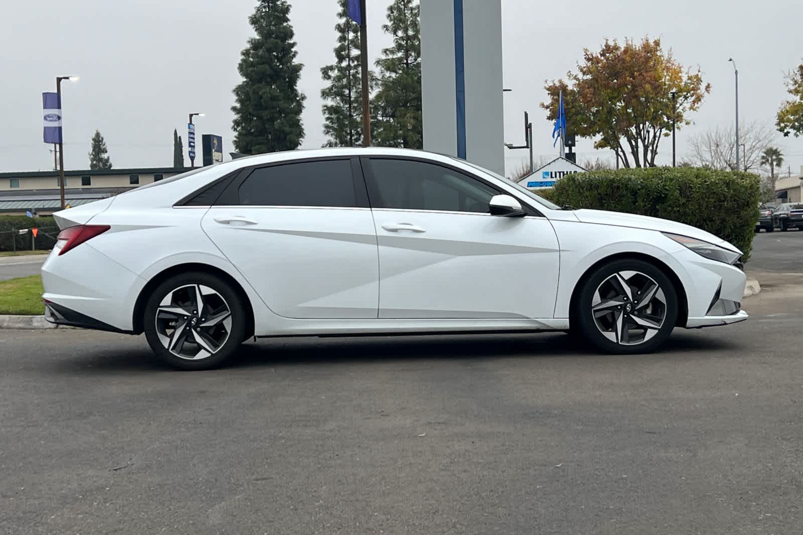 2021 Hyundai Elantra Limited 8