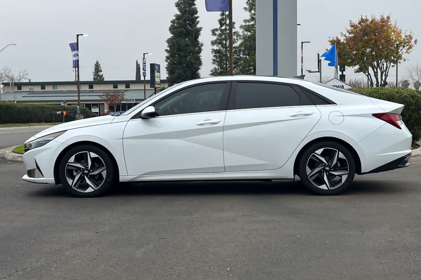 2021 Hyundai Elantra Limited 5