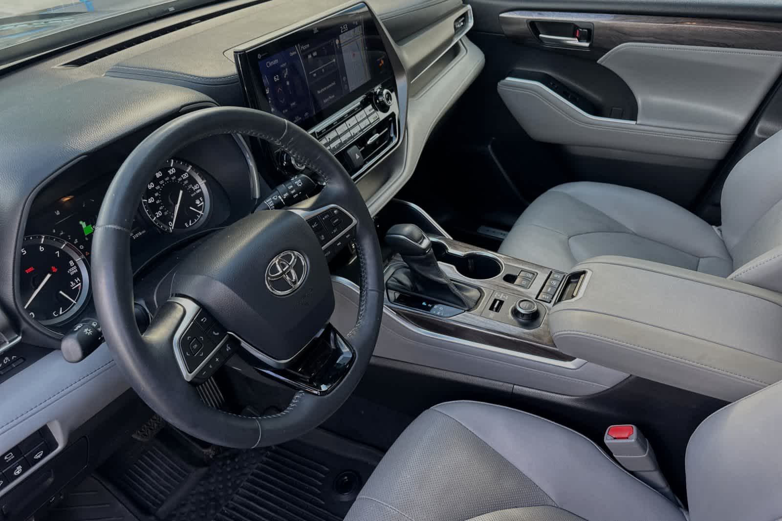 2021 Toyota Highlander Limited 11