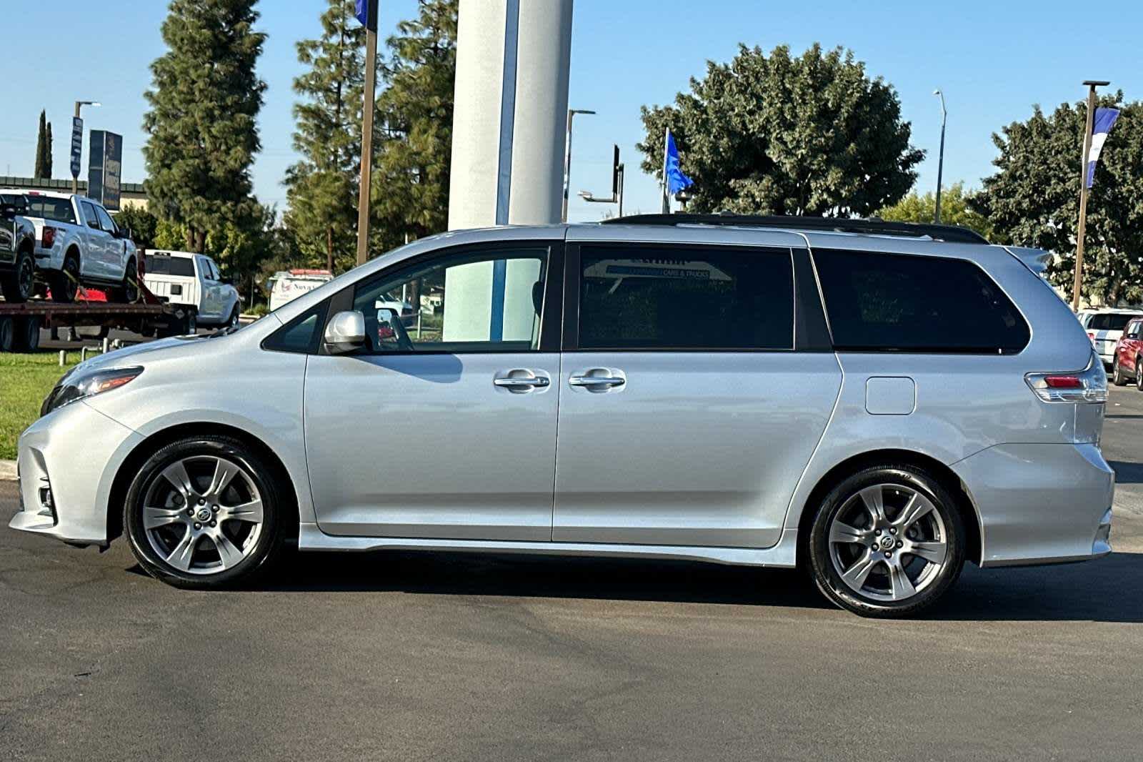 2020 Toyota Sienna SE 5