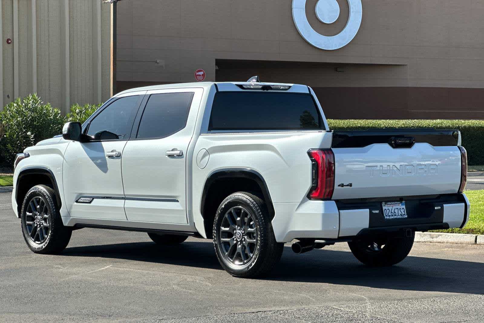 2023 Toyota Tundra Platinum Hybrid CrewMax 5.5 Bed 6