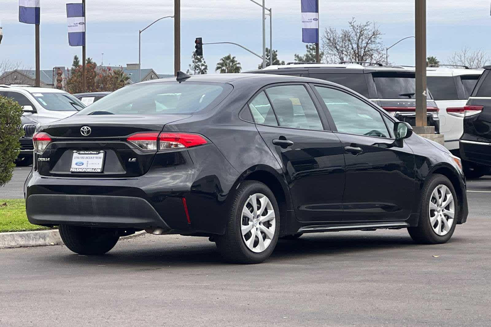 2023 Toyota Corolla LE 2