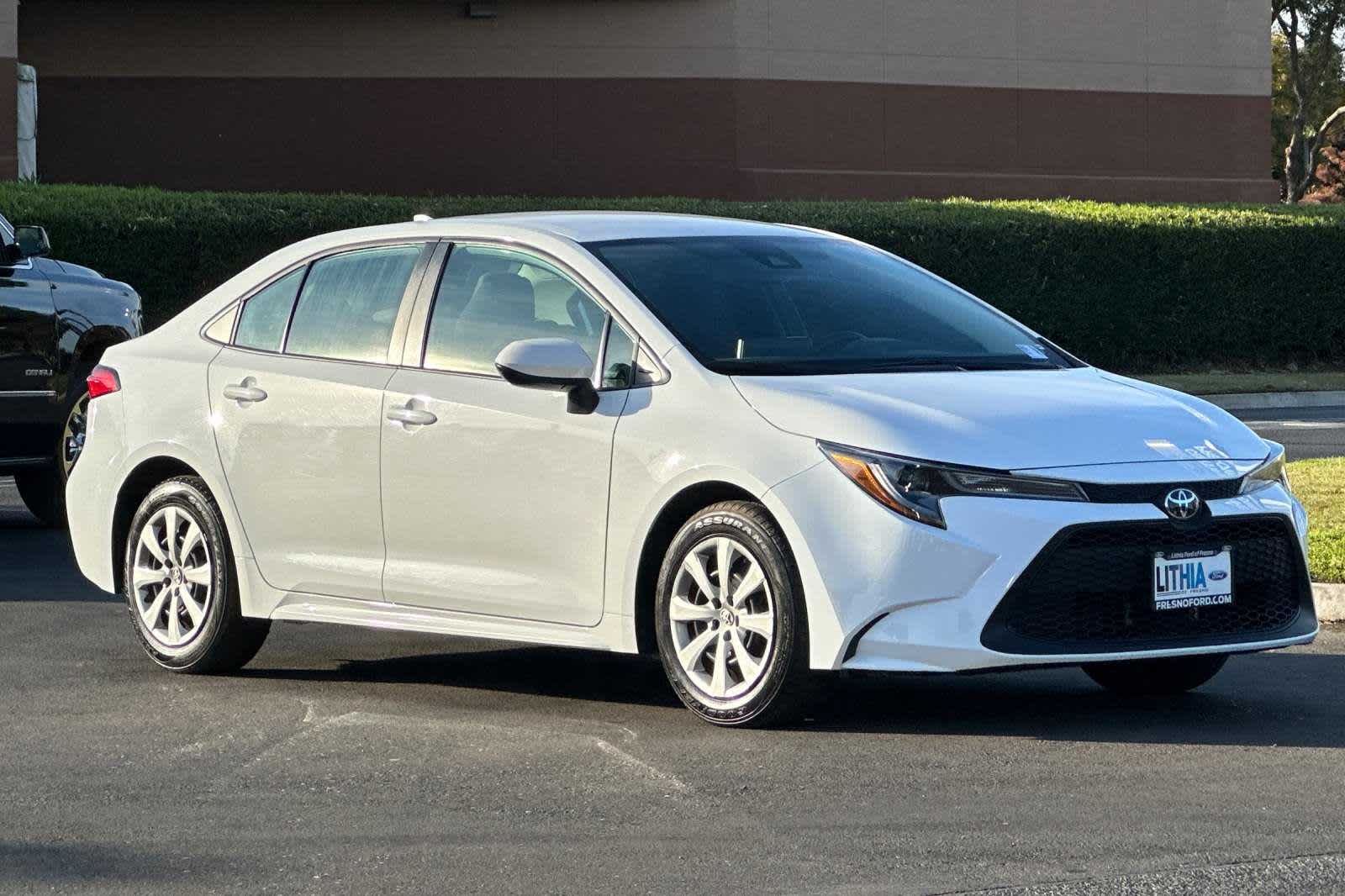 2020 Toyota Corolla LE 9