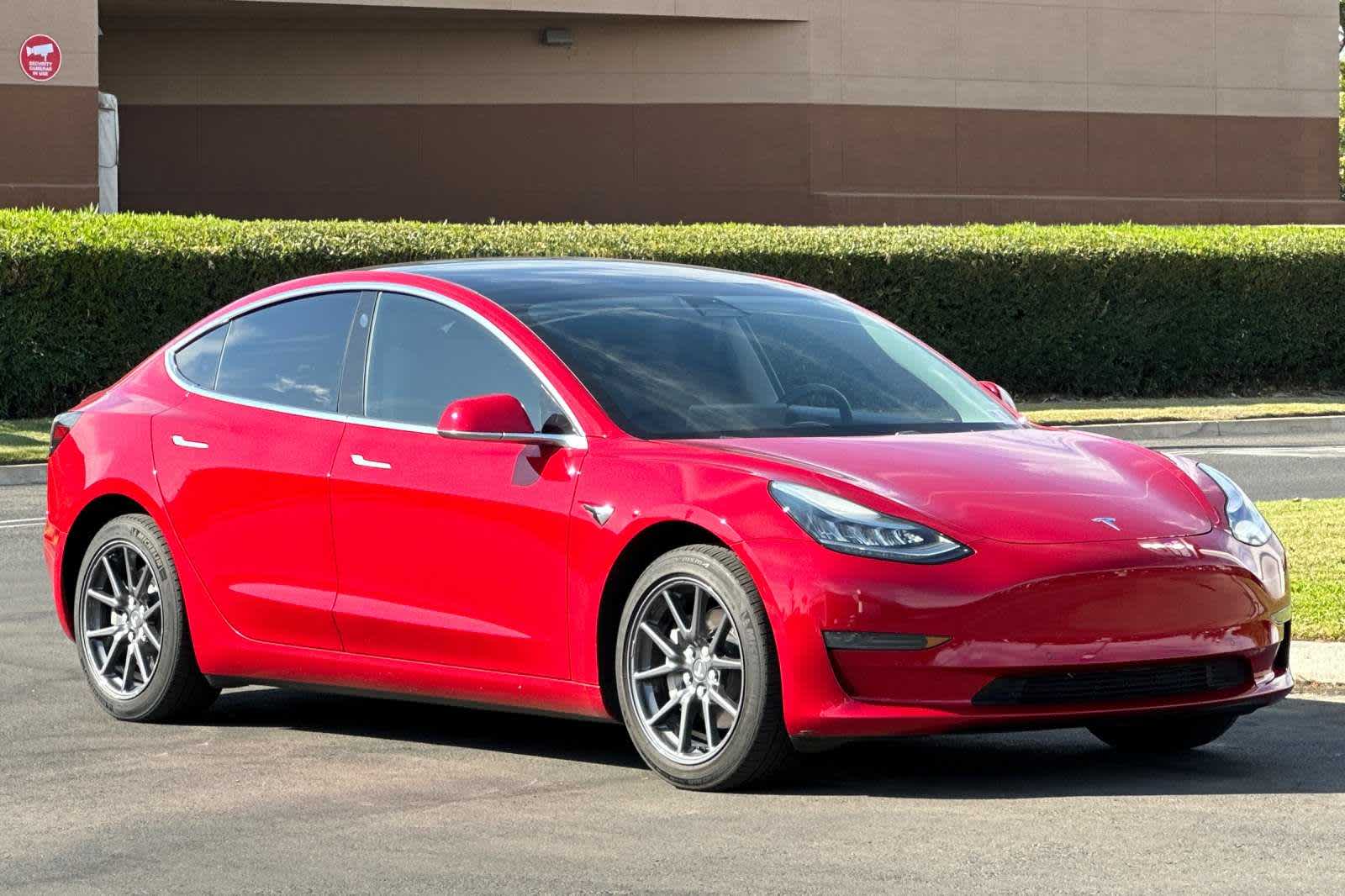 2020 Tesla Model 3 Standard Range 9