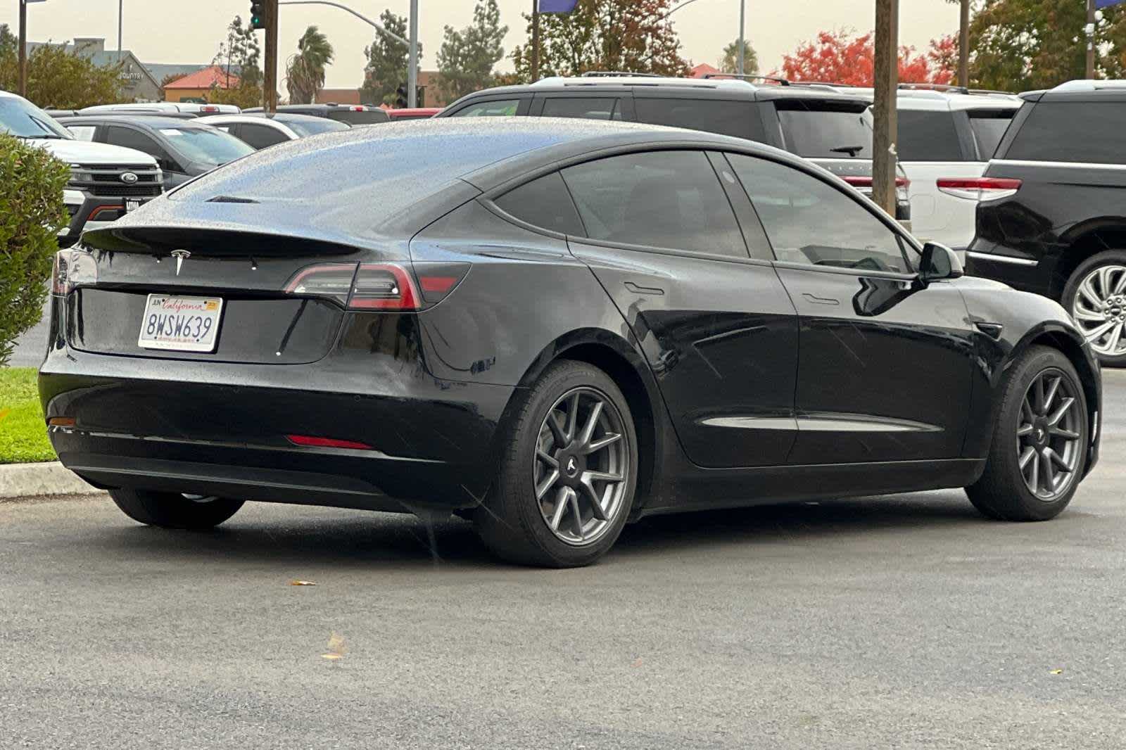 2021 Tesla Model 3 Standard Range Plus 2