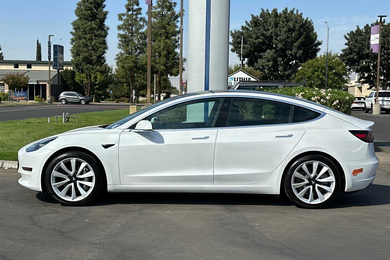 2020 Tesla Model 3 Standard Range 5