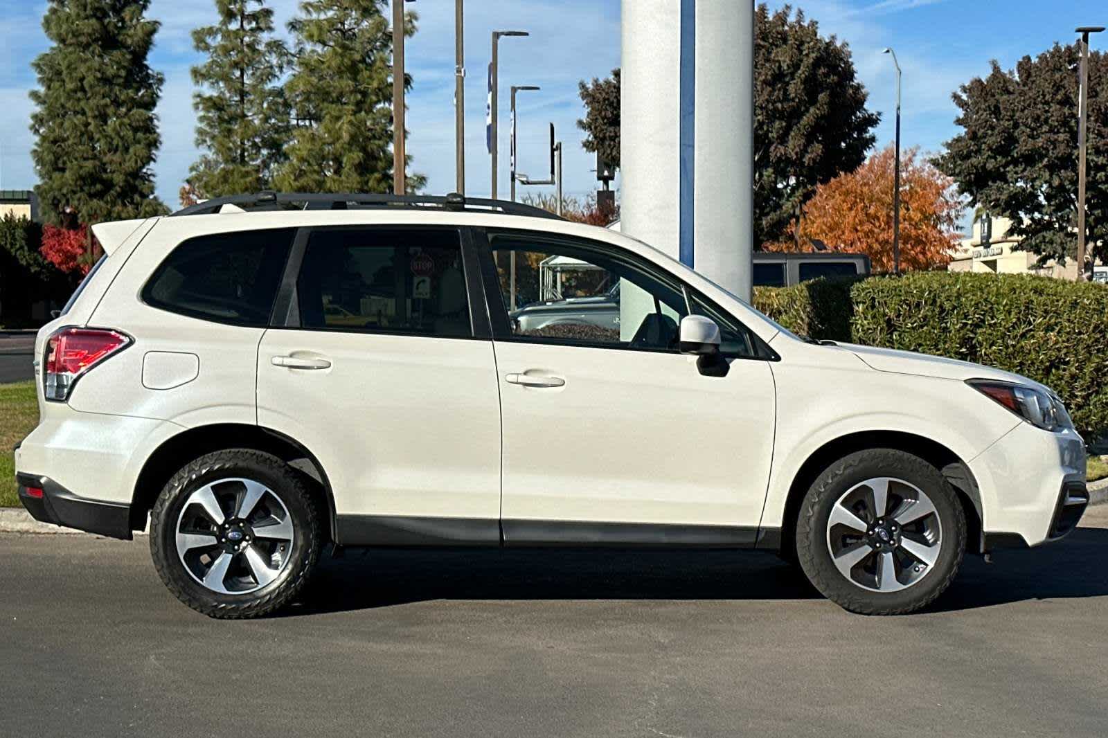 2017 Subaru Forester Premium 8