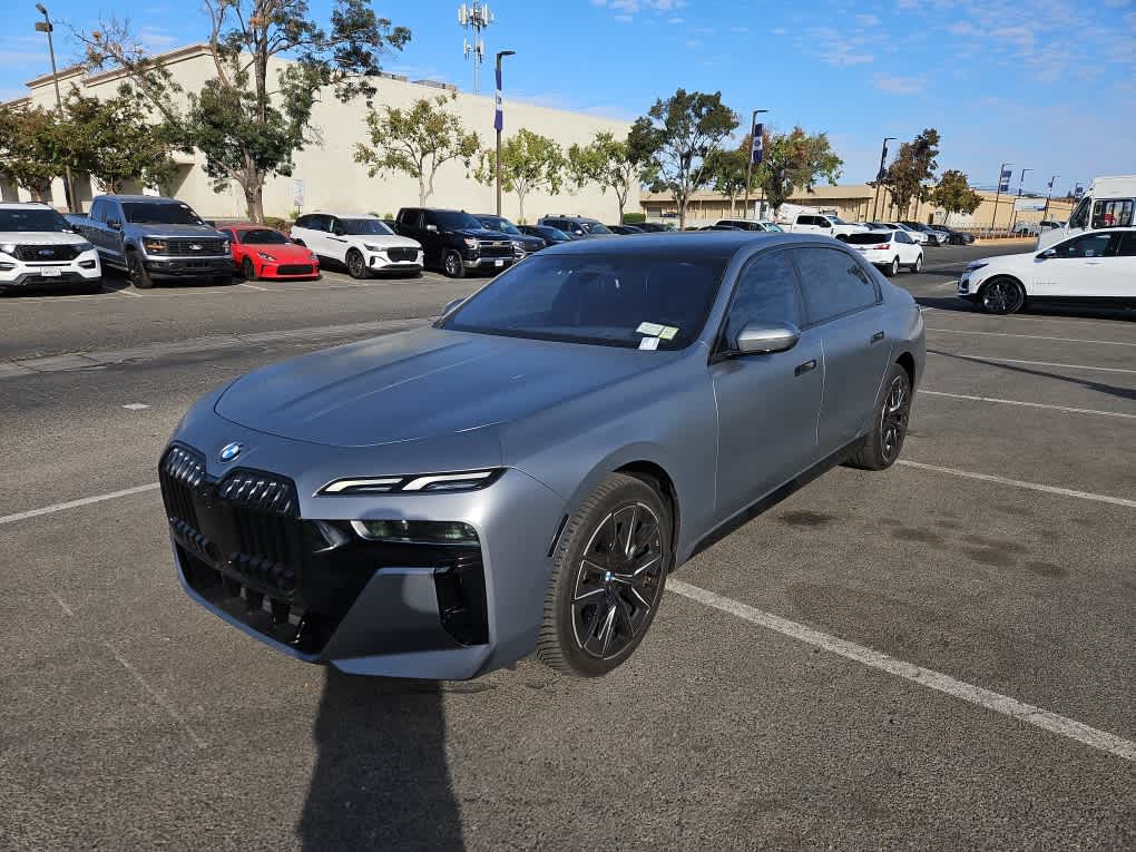 2023 BMW 7 Series 760i xDrive AWD