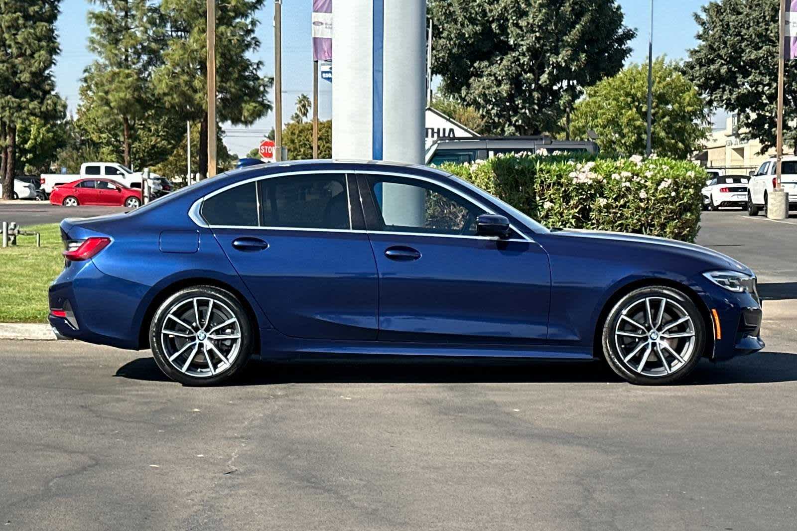 2019 BMW 3 Series 330i 8